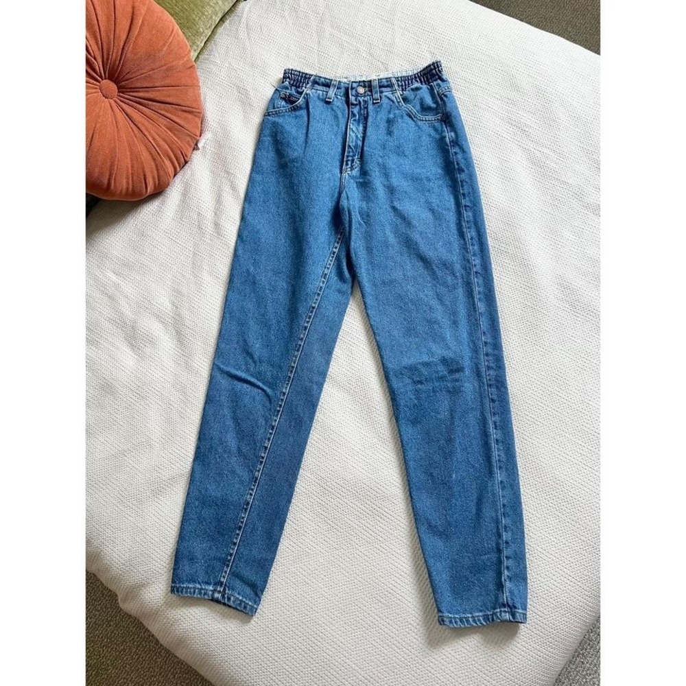 Vintage Lee 90s Medium Wash Elastic Waist Mom Jeans